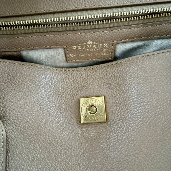 Delvaux Ambre Légende Sellier Shoulder Bag Rare Hermes The Row - Picture 9 of 13